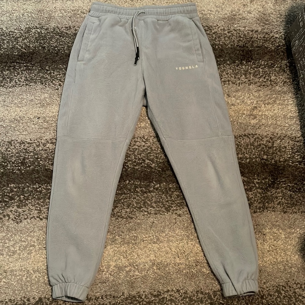 Young La joggers